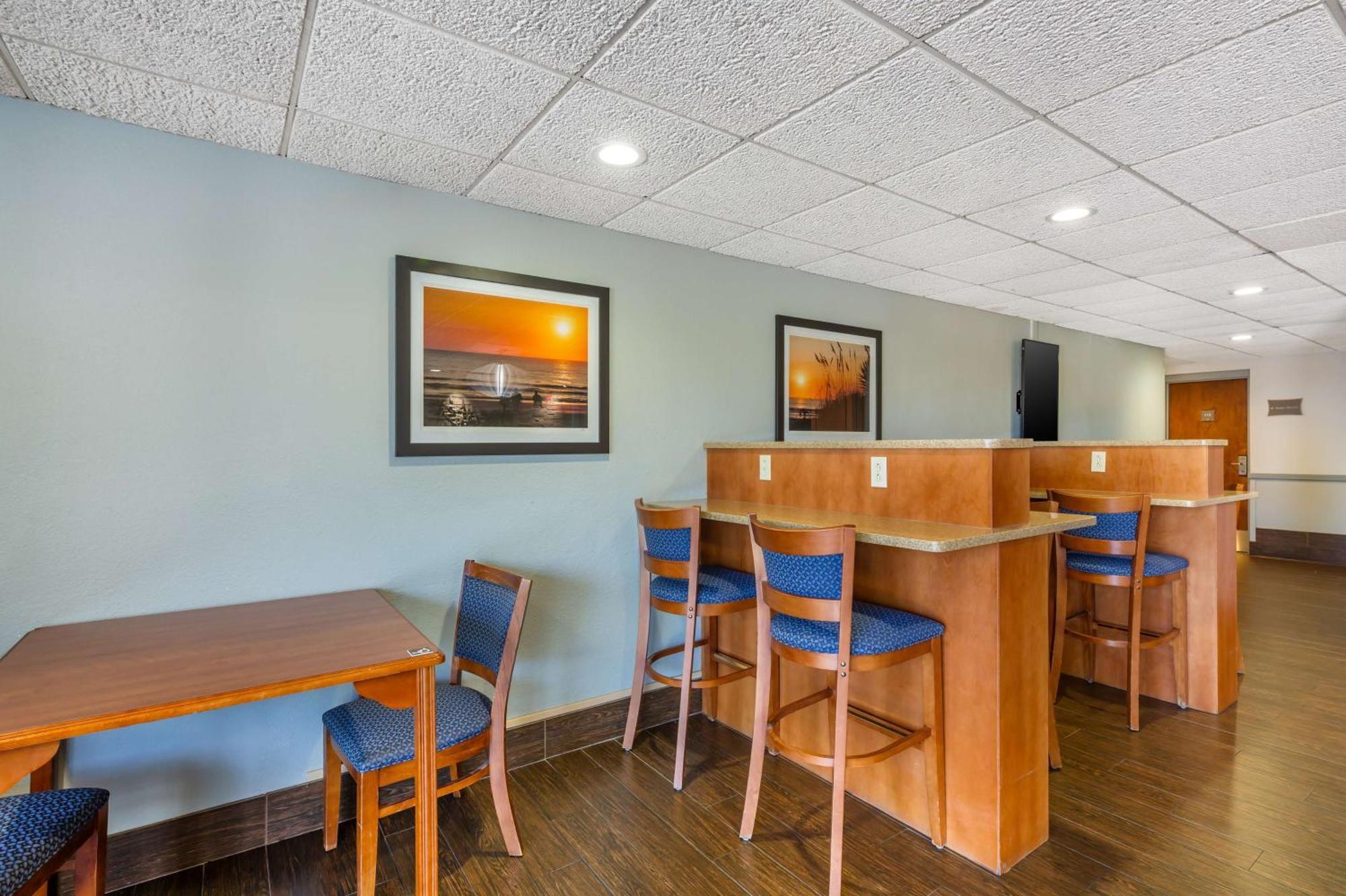 Best Western Port Clinton Buitenkant foto